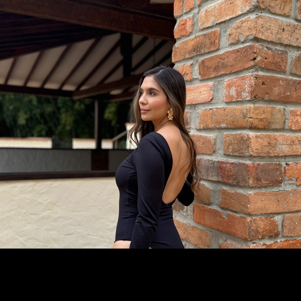 ENTERIZO OMÁN Negro – Control Abdomen & Diseño Colombiano